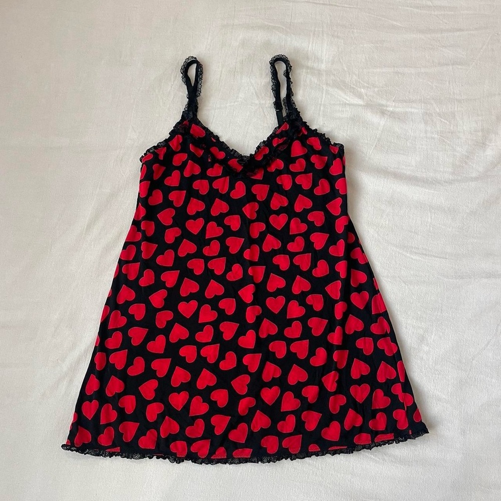 Smart & Sexy Black and Red Heart Print Chemise